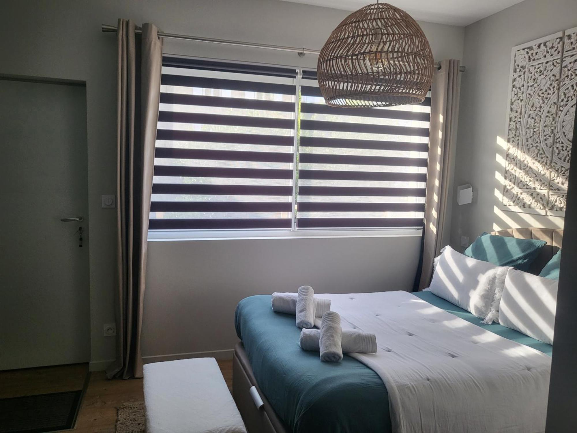La Petite Perle De Quimper Bed & Breakfast Exterior photo